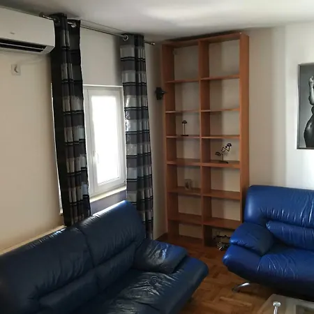 Maxim, Best Location! Apartament